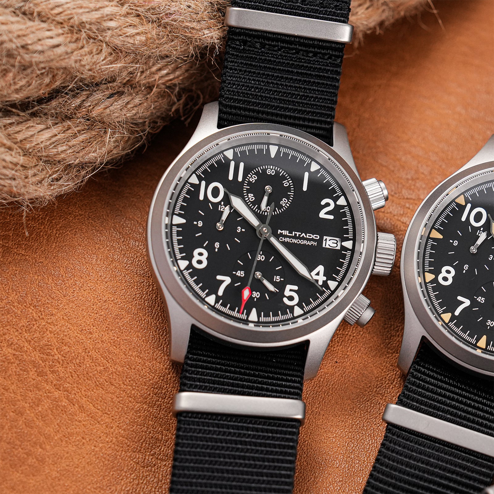 Reloj cronógrafo de cuarzo Militado Retro VK67 con 3 esferas