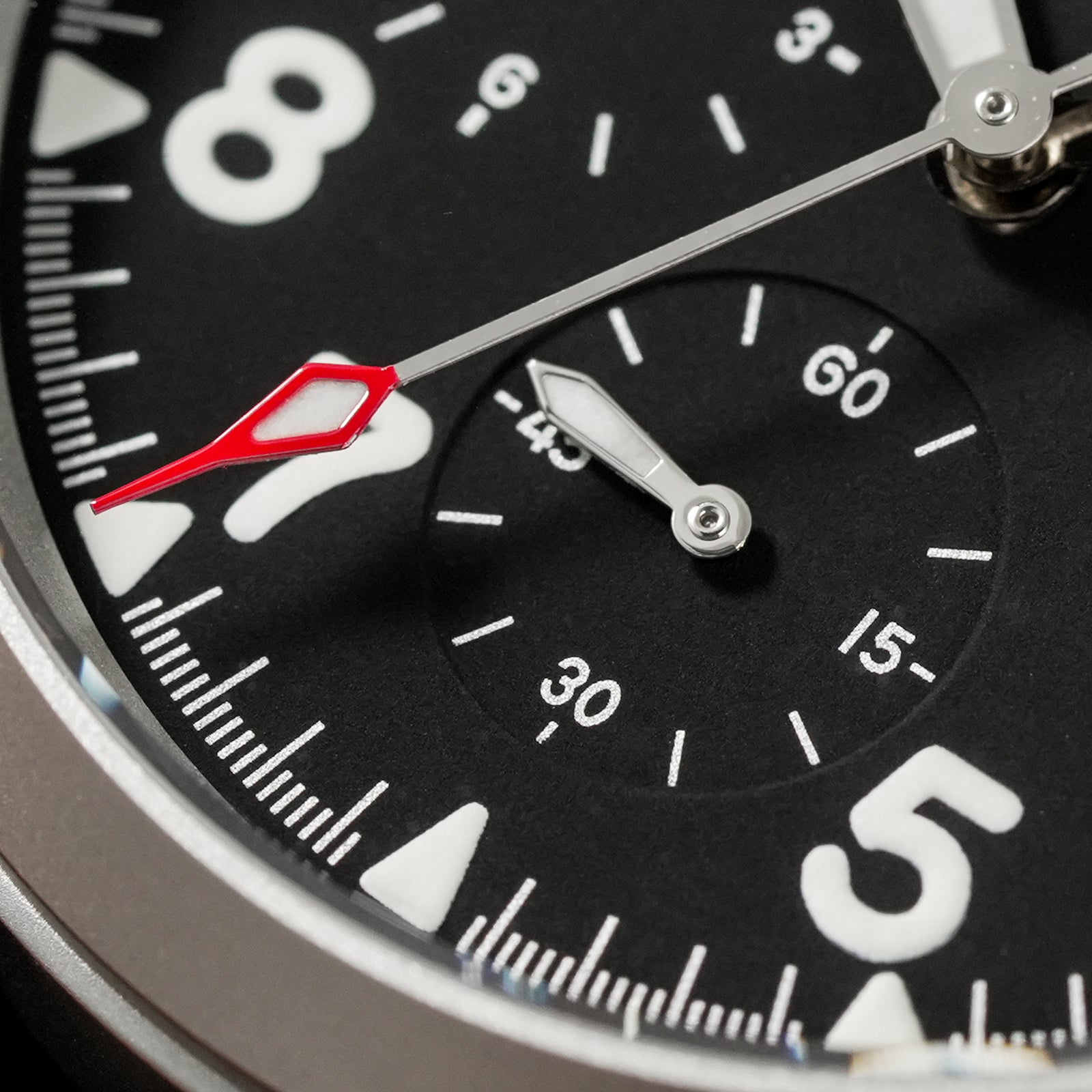 Reloj cronógrafo de cuarzo Militado Retro VK67 con 3 esferas