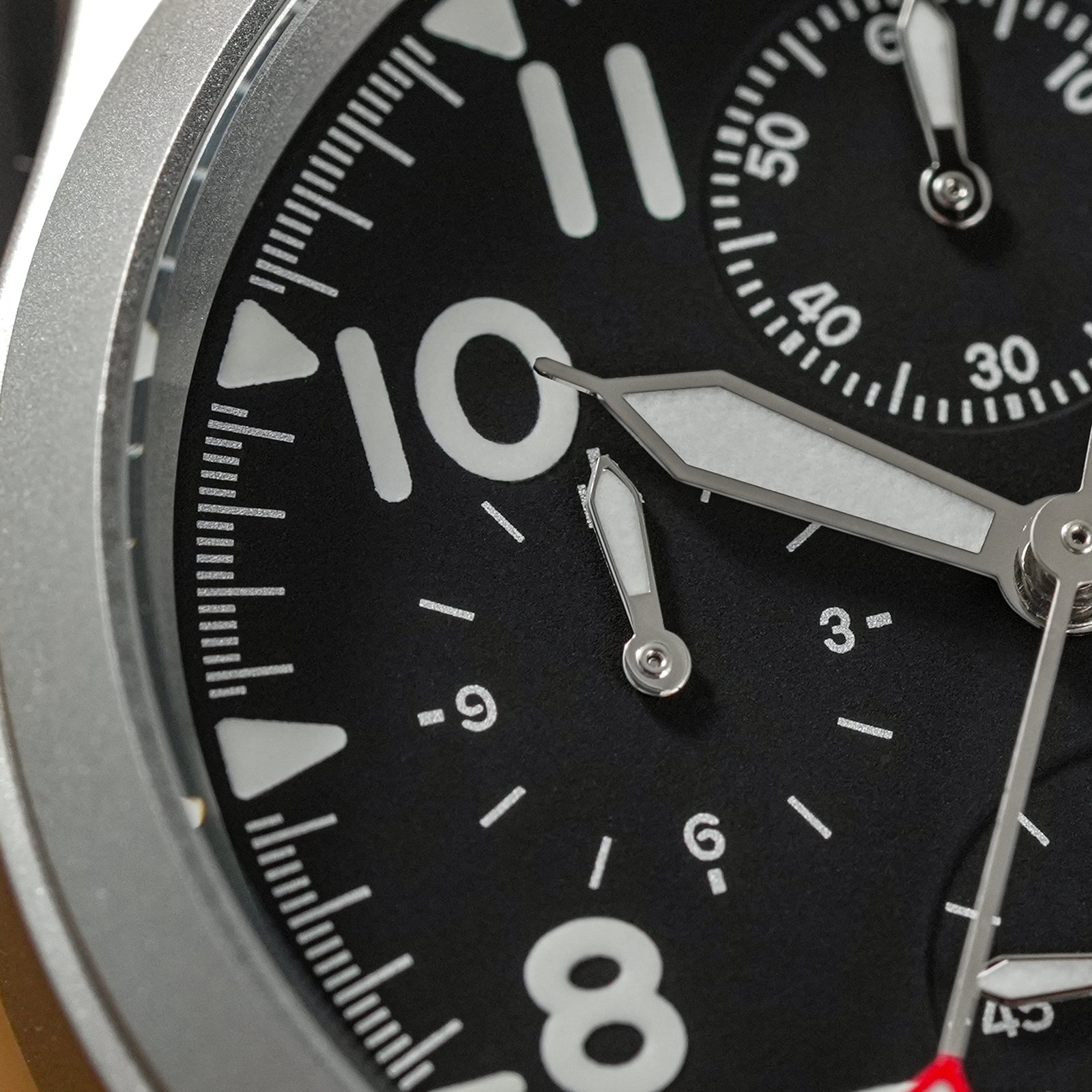 Reloj cronógrafo de cuarzo Militado Retro VK67 con 3 esferas