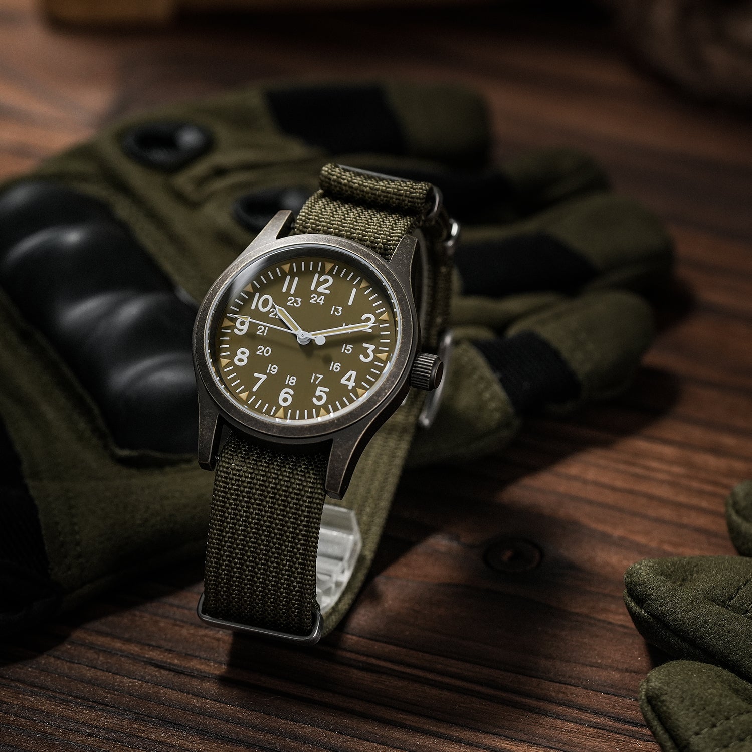💥Spring Sale💥Militado 38mm Sapphire Crystal Field Military Watch ML05