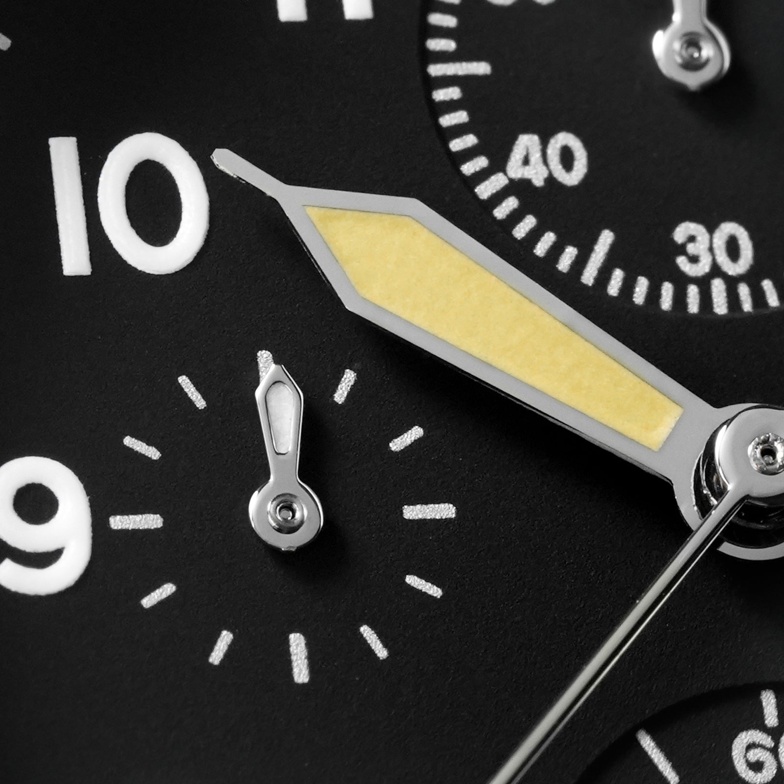 Reloj cronógrafo de cuarzo Militado Retro VK67 con 3 esferas