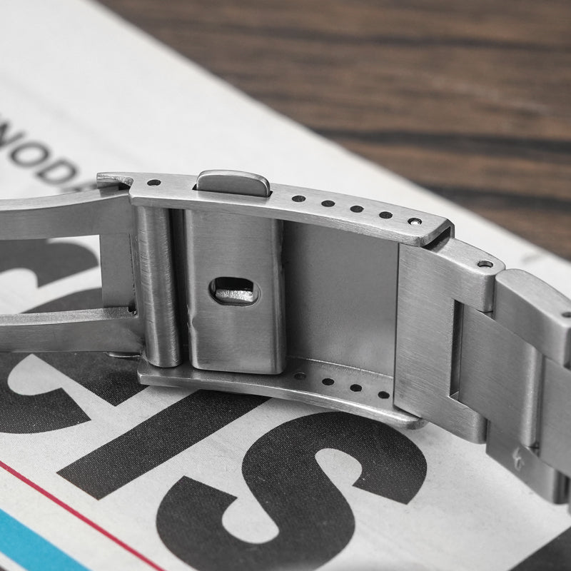 💥Spring Sale💥Militado 38mm VH31 Retro Field Watch ML08