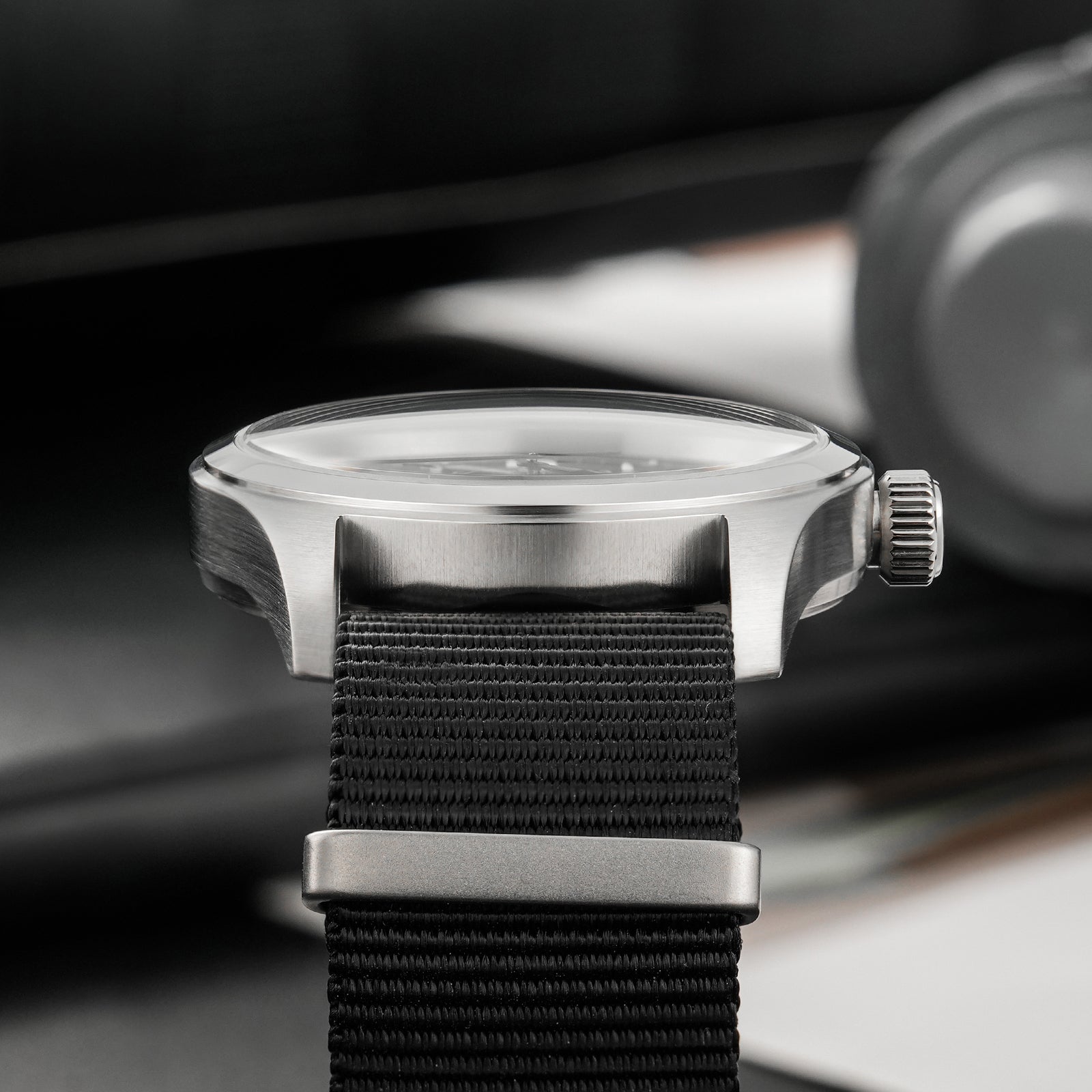 💥Spring Sale💥Militado 38mm Retro VH31 Military Watch ML08