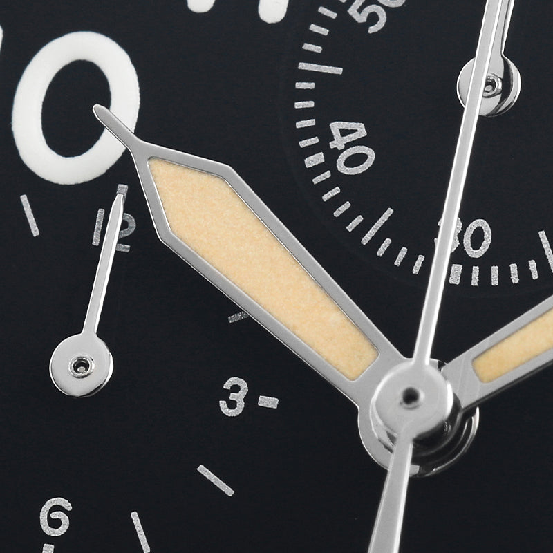 Reloj cronógrafo de cuarzo Militado Retro VK67 con 3 esferas