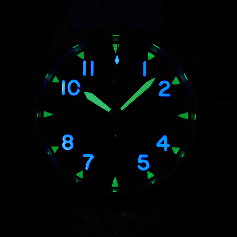 Reloj cronógrafo de cuarzo Militado Retro VK67 con 3 esferas