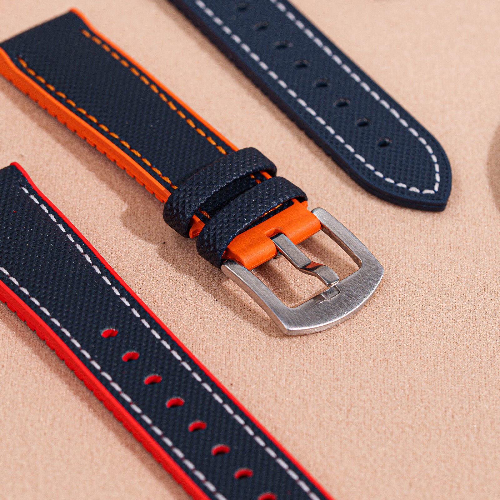 Durable FKM Watch Band Soft Rubber Strap 20mm 22mm